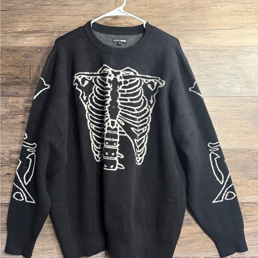 Fashion Nova Black and White Skeleton Crewneck Sweater